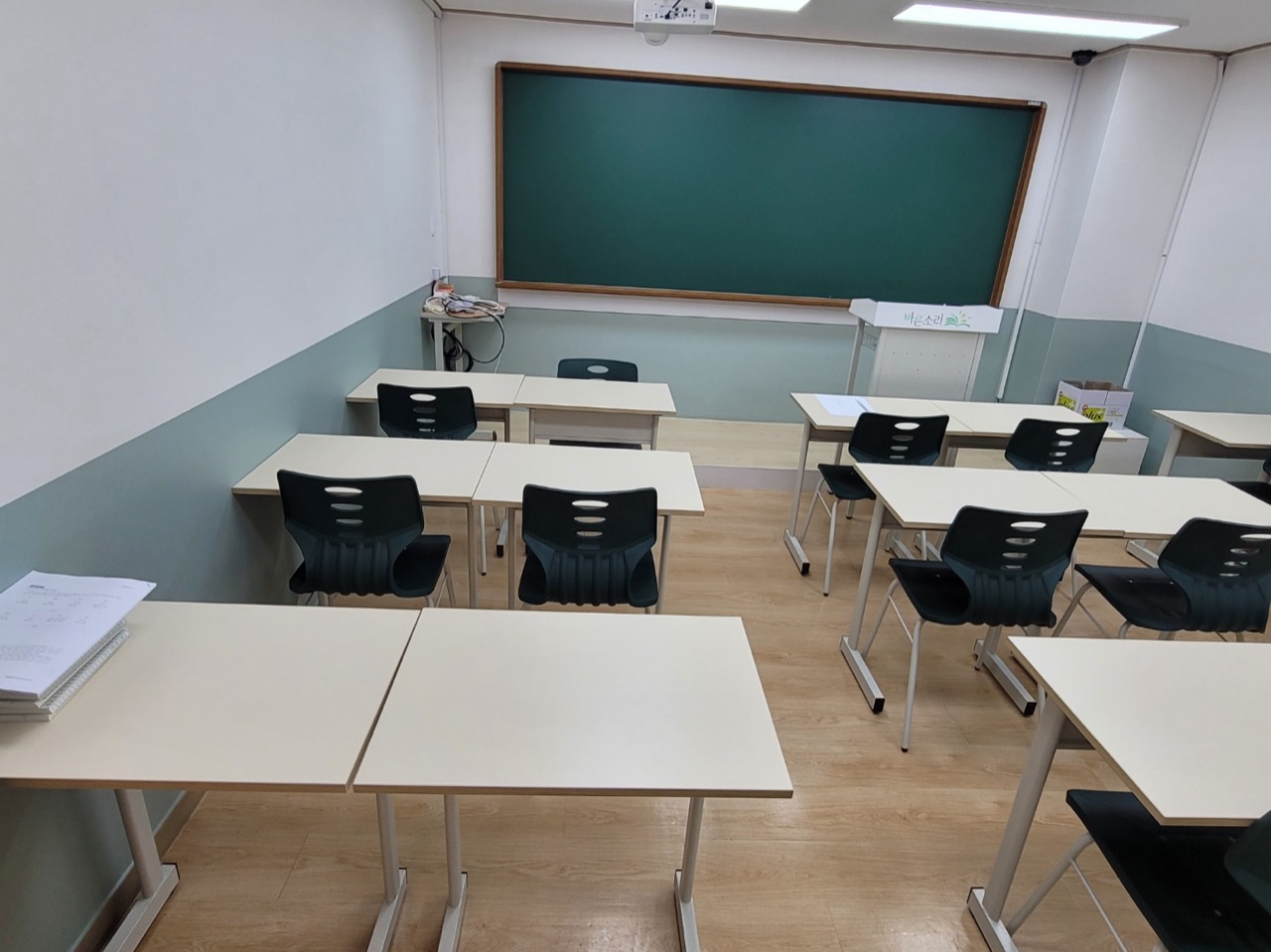 상일동 학원청소 작업 3